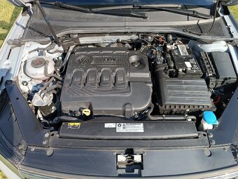 Prodám VW Passat B8 1.6 TDI, 88 kW (120 k), r.v. 2018 - 6