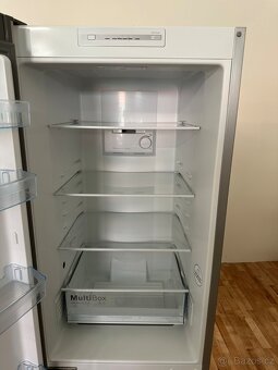 Lednice s mrazákem Bosch (194) - 6