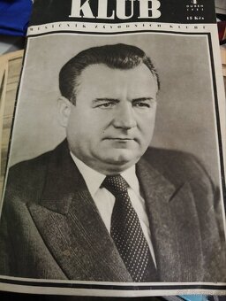 Noviny a časopisy - 6