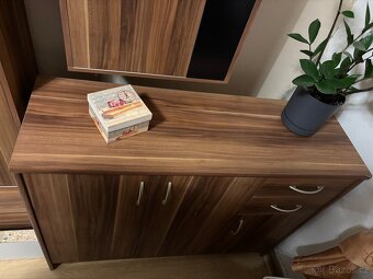 Obývací stěna a Šatní skříň - 6