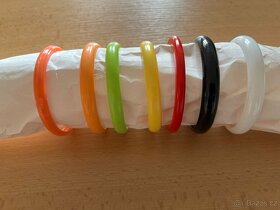Náramek plastový – různé barvy i styly - 6