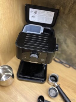Kávovar Delonghi - 6