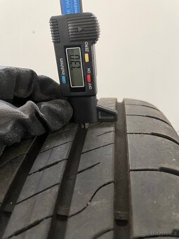 Original letní alu Nissan Qashqai r18 + 215/55/18 95% - 6