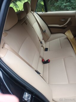 BMW E91 318 D LCI - 6