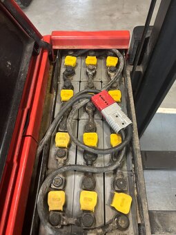 Elektrický ručně vedený vysokozdvižný vozík EP 1600kg, 4,5m - 6