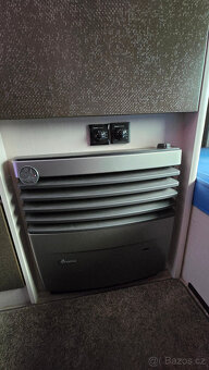 Karavan Dethleffs 495QSK - palandy - 6