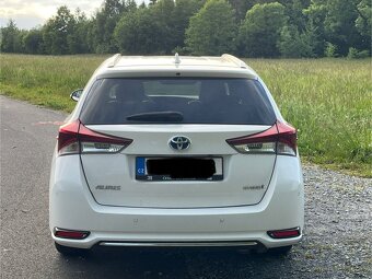 Toyota Auris 1.8i HYBRID, model 2019, naj.94xxx km - 6