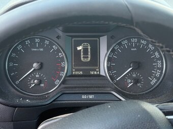 Predam skoda octavia 1.6. tdi manual - 6