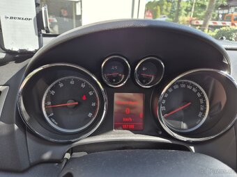 Opel Astra J 1.4 Turbo - 6