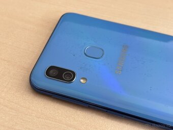 Samsung A40 4/64gb blue - 6