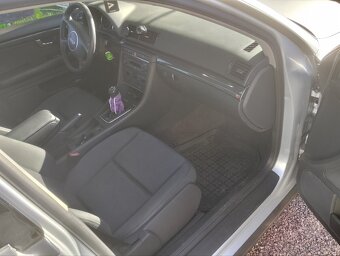 Audi a4b6 - 6