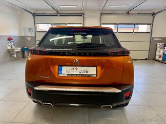 PEUGEOT 2008 1.2BA 96KW ALLURE ČR SERVISKA NAJ.POUZE 13500KM - 6
