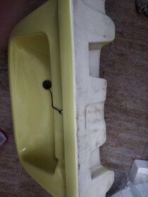 Umyvadlo, zrcadlo,stará síta - 6