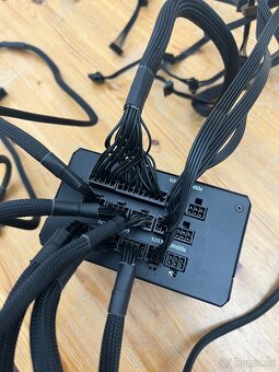 Corsair RM 1000x 80 Plus Gold Plně funkční,záruka - 6