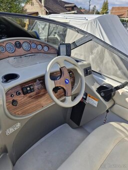 Prodám kajutovou loď FOUR WINNS 248,pravidelně udržovaná - 6