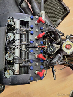 Silniční závodní sidecar - 6