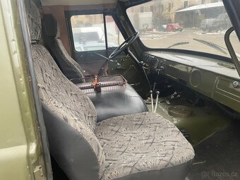 UAZ 452 buchanka - 6