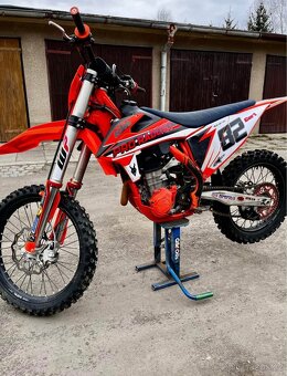 KTM 450 SX-F 2022 - 6