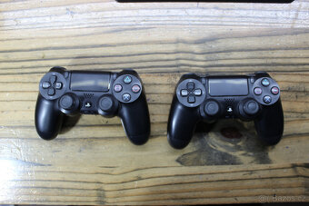 Prodám PS4 Slim 1TB + 12 her - 6