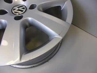 4x alu disky VW Touareg 7,5x17 ET50 5x130x71,5 - 6