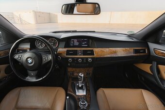 BMW e61 525xd 2009 Facelift - 6