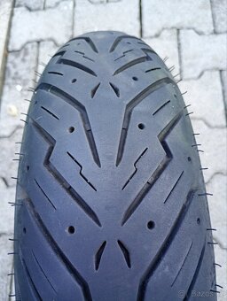 Pirelli angel scooter 130/70-12 56L - 6