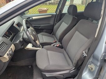 Benzínová Opel Astra 1.8 ..16V Tempomat - 6