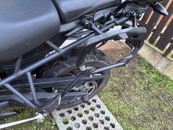 Triumph Tiger 800 xc 2013, kufry, příslušenství - 6