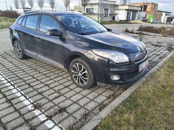 Renault Megane 3 grandtour 1.6i - 6