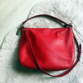 Sytě červená kabelka Coach - 6