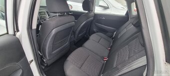 Hyundai i30 1.4i 80 Kw (2010) - 6