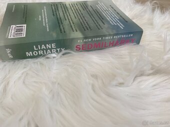 kniha Sedmilhářky - 6