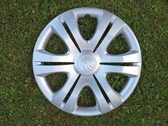 poklice kryty kol 15" Škoda - 6