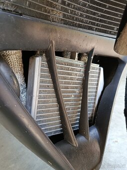 Yamaha R1 2004 RN12 okruhovka - 6
