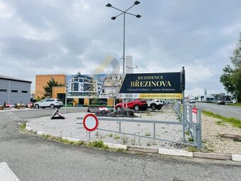 Pronájem venkovní obchodní a výstavní plochy – ul. Brněnská, - 6