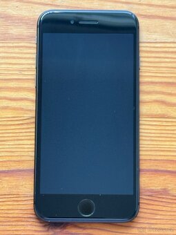IPhone 8 vesmírně šedá 64GB - 6