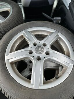 Honda CRZ Hybrid - 6