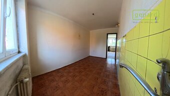 Byt 2+1 Klimentov u Mariánskách Lázní, cihlový dům - 6