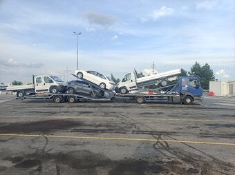 Řidič autopřepravníku Mercedes-benz - 6