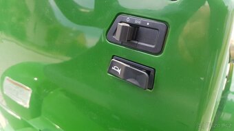 Dětský čtyřtaktní zahradní traktor s přívěsem 110c - 6