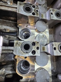 Motor VW T5 2,5 TDi 96kW kod BNZ po Go - 6