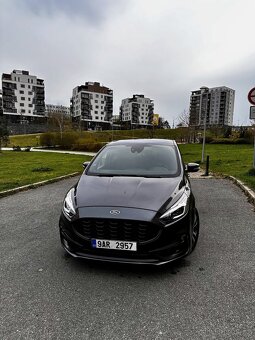 Ford S-MAX AWD 7 míst, TOP výbava, pravidelný servis - 6