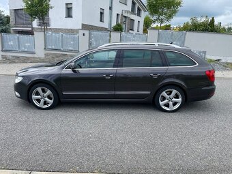 Škoda Superb 2 3.6 V6 4x4 combi TOP - 6