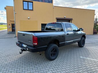 Dodge RAM 5,7 hemi 4x4 - 6