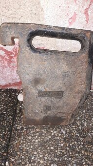 Závaží kanystr zetor - 6