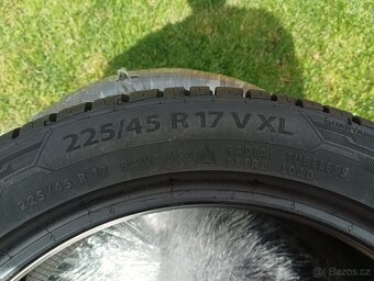 Barum 225/45/17 celoroční - 6