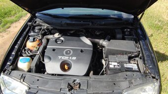 Bora 1.9 tdi 66 kW - 6