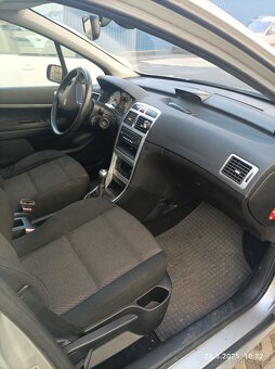 Peugeot 307 kombi, šedá metal.,tažné, 08/2007, 188 tis. km - 6