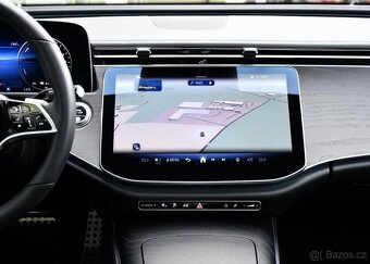 Mercedes-Benz Třídy E 300de 4MATIC PANO ZÁRUKA 1M - 6