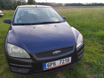 Ford focus 1.6i - 6